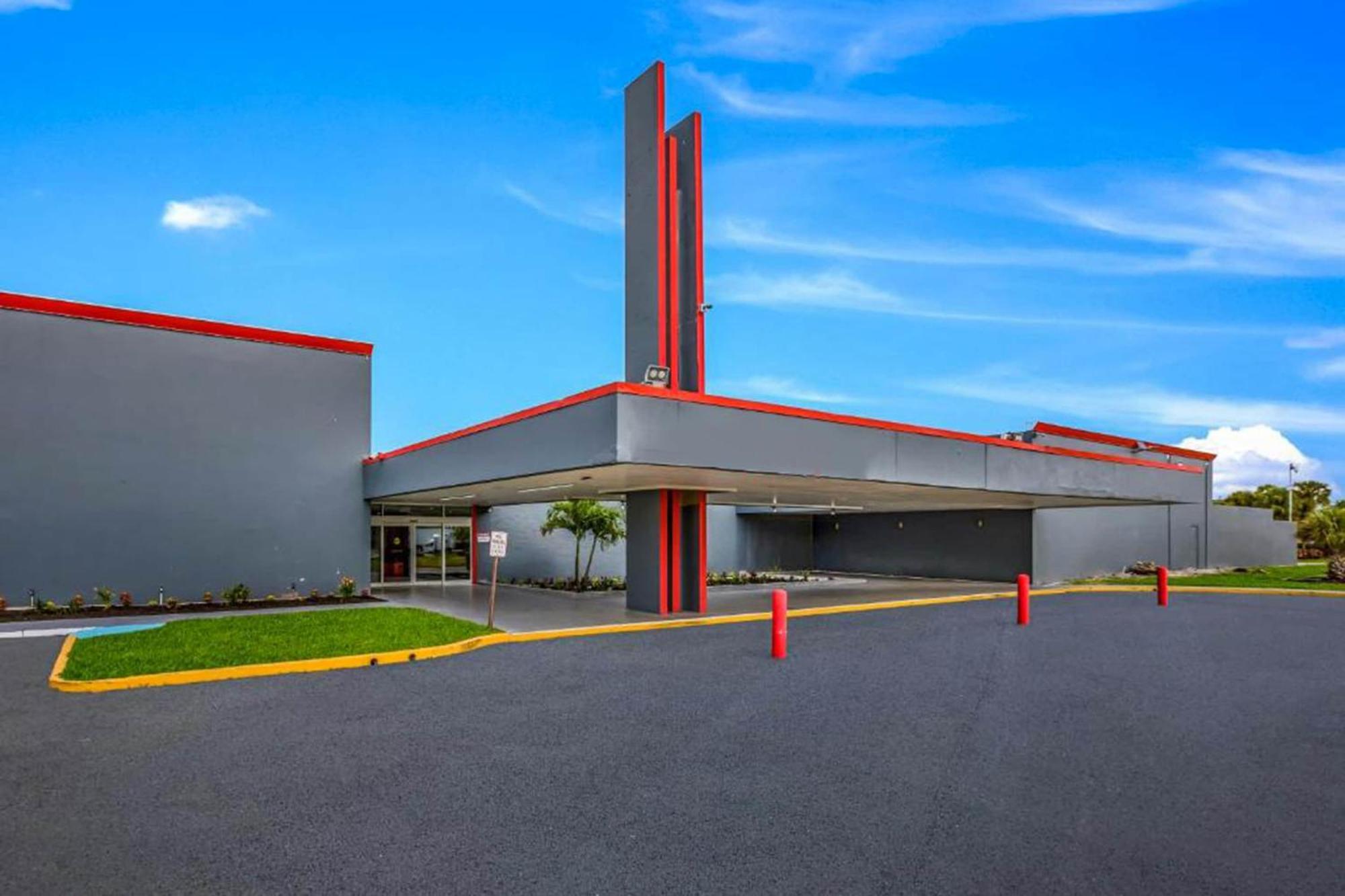 Oyo Hotel Orlando Airport Εξωτερικό φωτογραφία